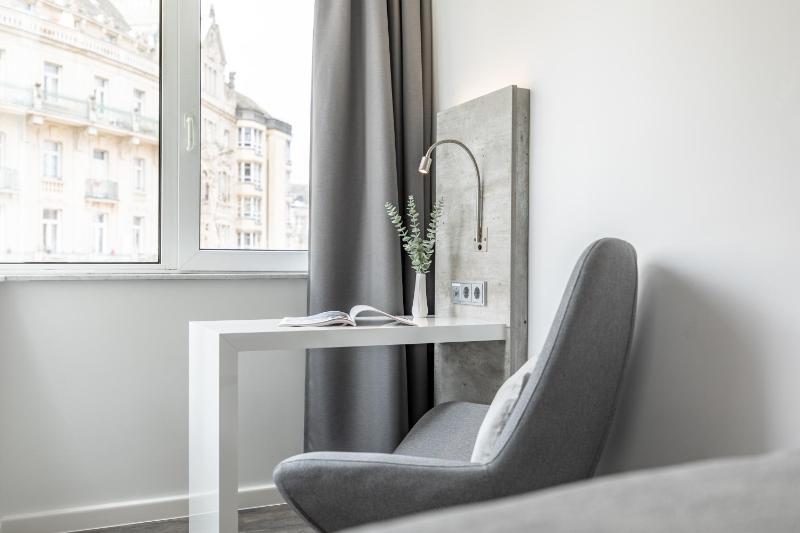 Superior Double Room image 3