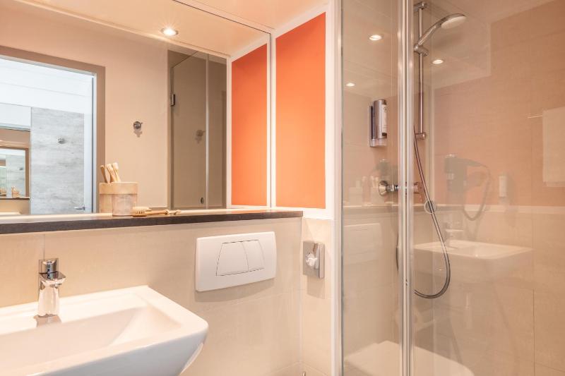 Comfort Double or Twin Room image 3