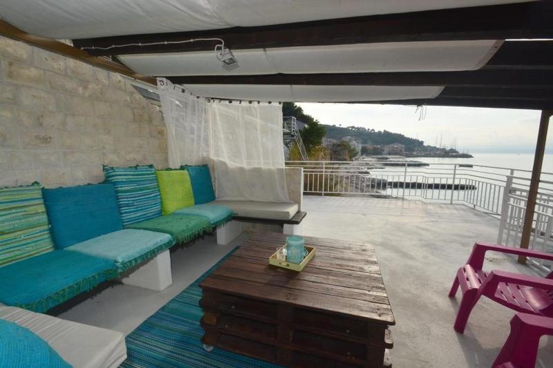 Apartments by the sea Sumpetar Omis - 13324 - image 7