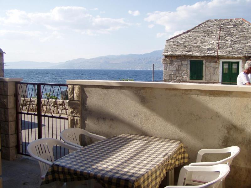 Two-Bedroom Apartment with Terrace and Sea View image 3