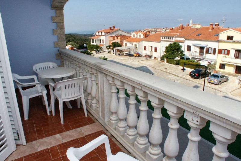 Two-Bedroom Apartment with Terrace and Sea View image 4