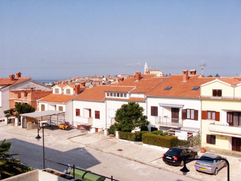 Two-Bedroom Apartment with Terrace and Sea View image 3