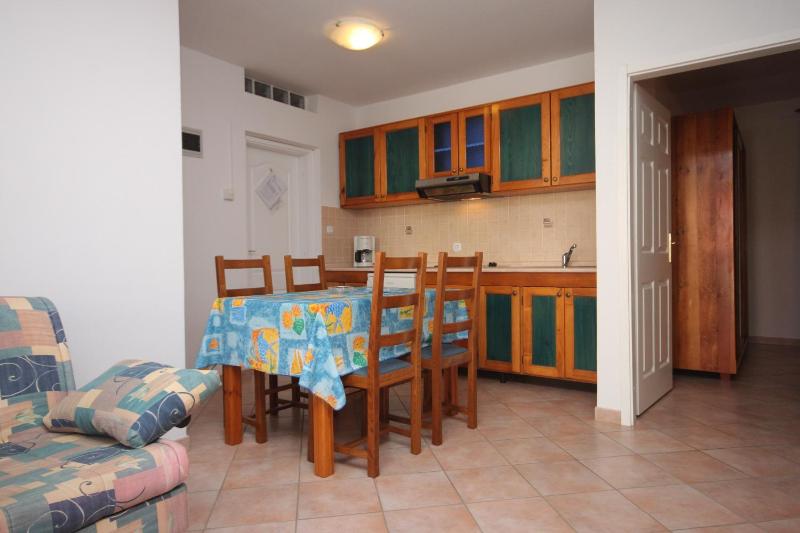 Two-Bedroom Apartment with Terrace image 4