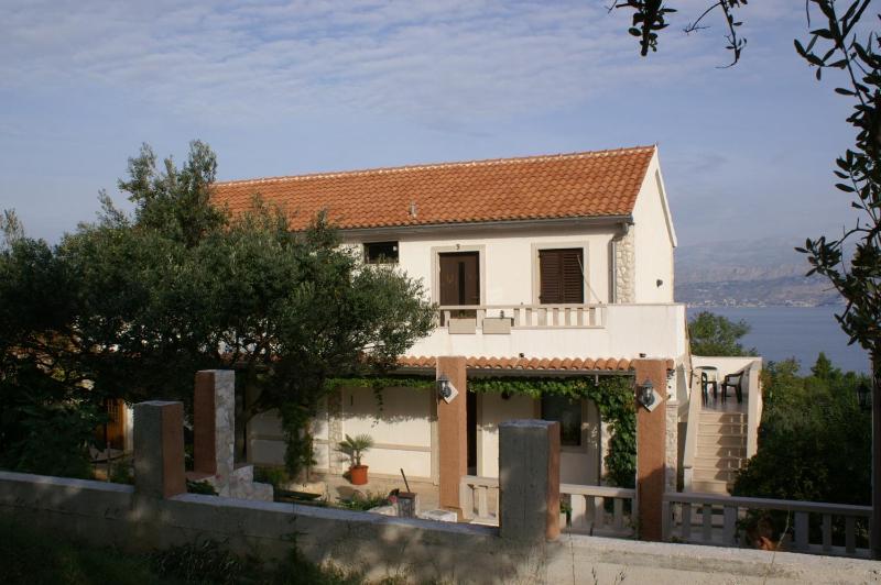 Apartments with swimming pool Splitska Brac - 2889 - image 18