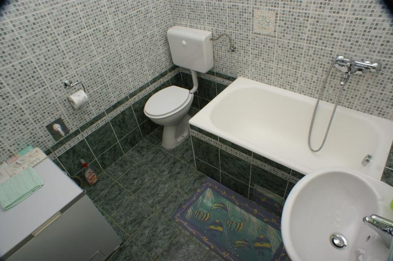 Apartments with swimming pool Splitska Brac - 2889 - image 10