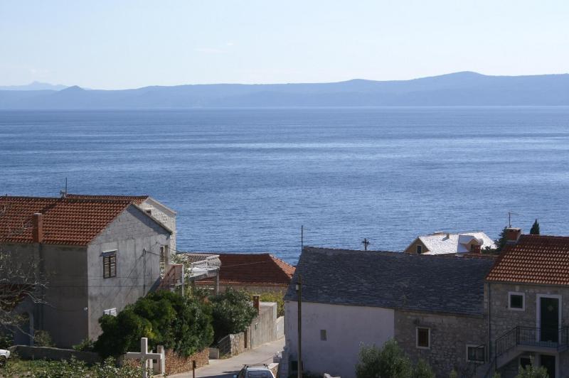 Apartments with parking space Bol Brac - 2900 - image 6