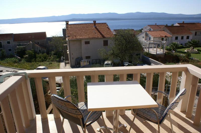 Apartments with parking space Bol Brac - 2900 - image 16