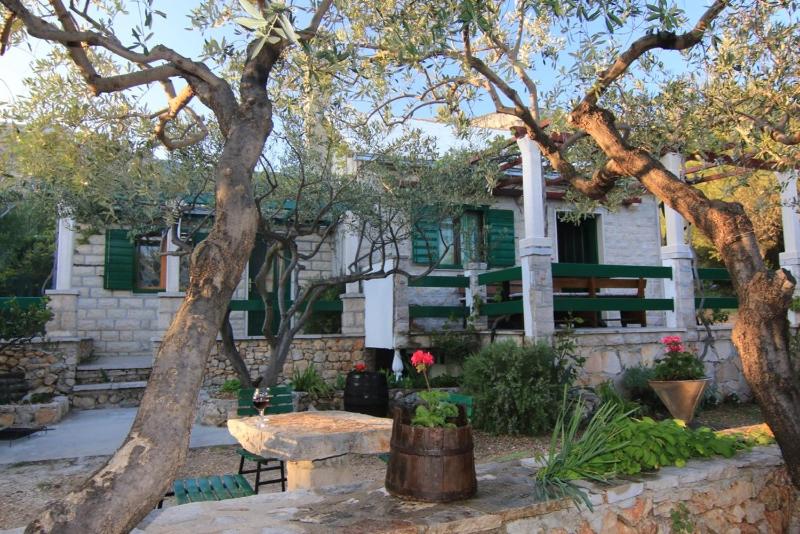 Holiday house with a parking space Bol - Brac - 2894 - image 9