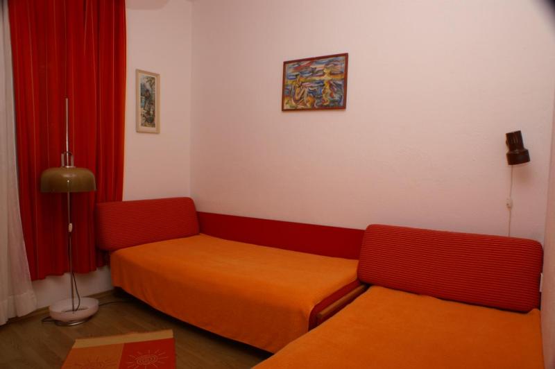 Apartments by the sea Mirca Brac - 2902 - image 12