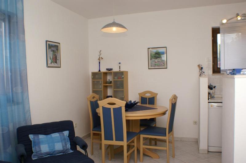 Apartments by the sea Mirca Brac - 2902 - image 10