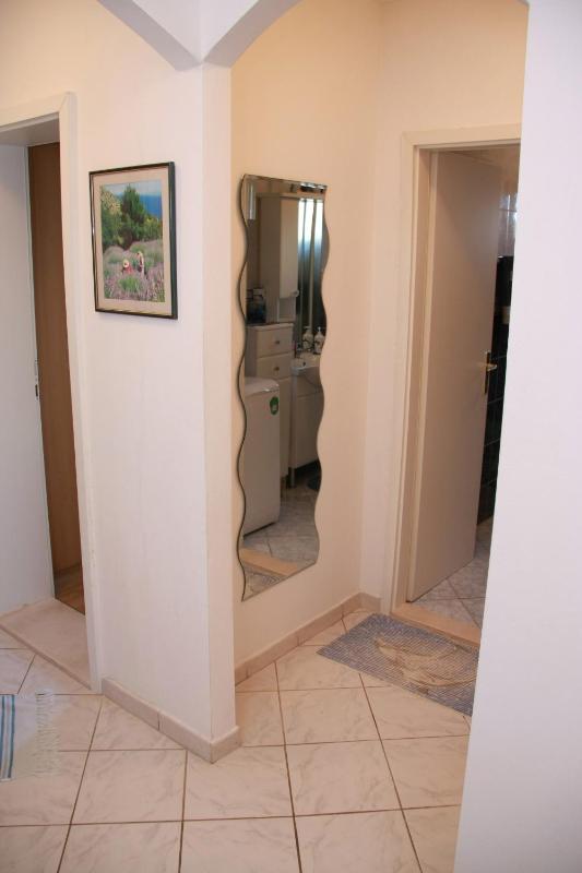 Apartments by the sea Mirca Brac - 2902 - image 17