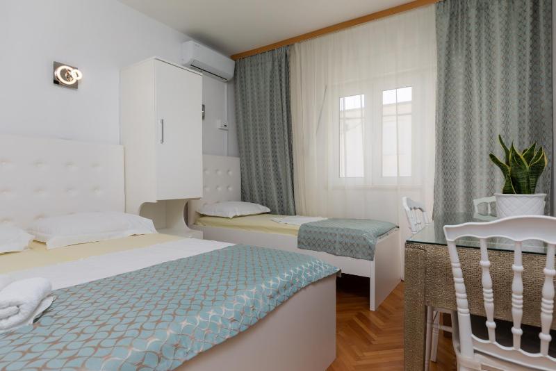 Apartments by the sea Duce Omis - 2992 - image 25