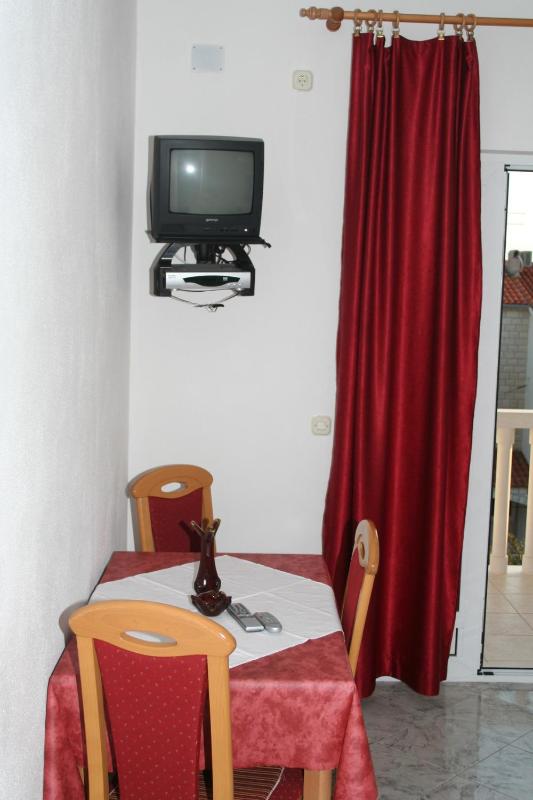 Apartment Bol 2884b - image 7