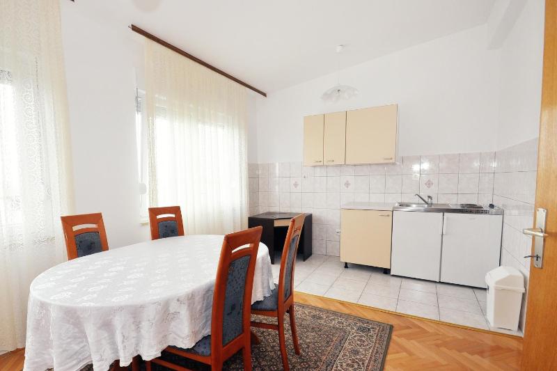 Apartments by the sea Sumpetar Omis - 2965 - image 20