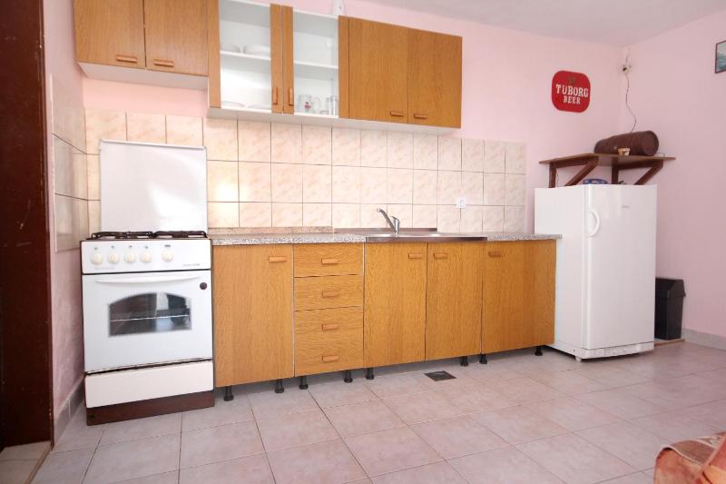 One-Bedroom Apartment with Terrace and Sea View image 4