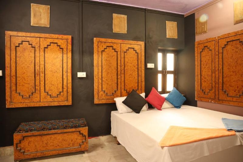 SantKripa Backpackers 400 Mtr from Railway station - image 7