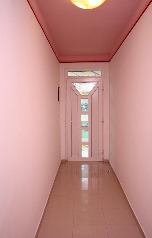 One-Bedroom Apartment with Terrace and Sea View image 2