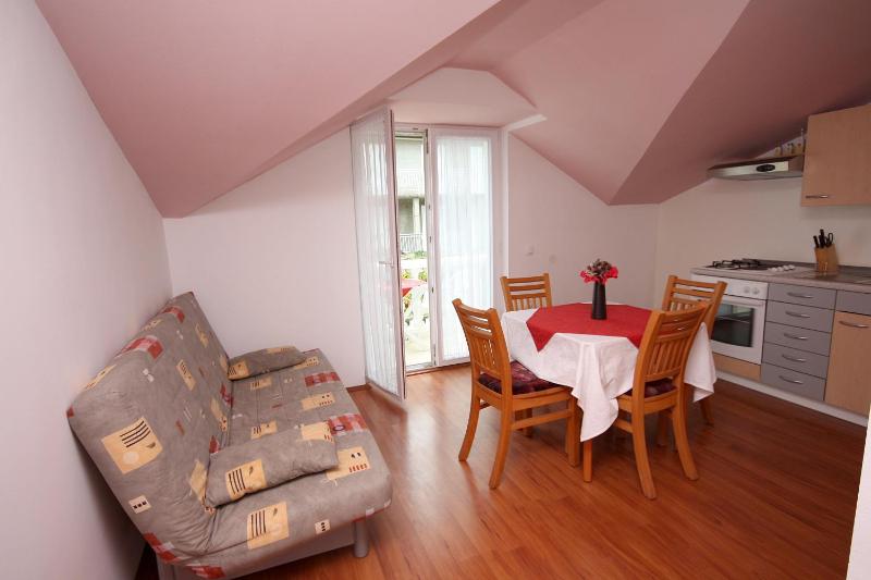 One-Bedroom Apartment with Balcony image 4
