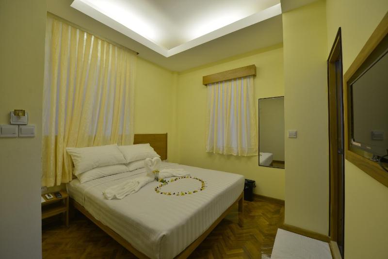 Northern Breeze Hotel - image 14