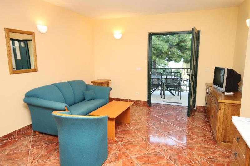 Two-Bedroom Apartment with Terrace and Sea View image 1