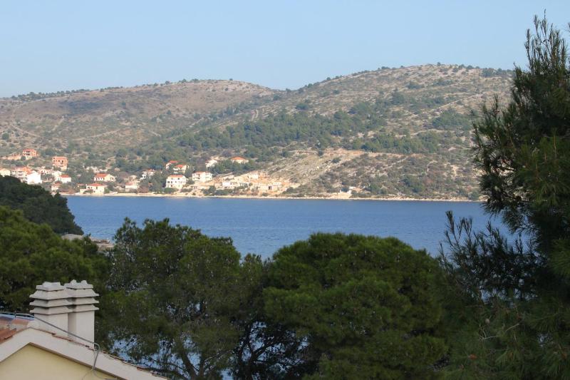 Two-Bedroom Apartment with Terrace and Sea View image 3