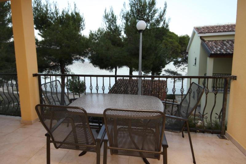 Two-Bedroom Apartment with Terrace and Sea View image 4