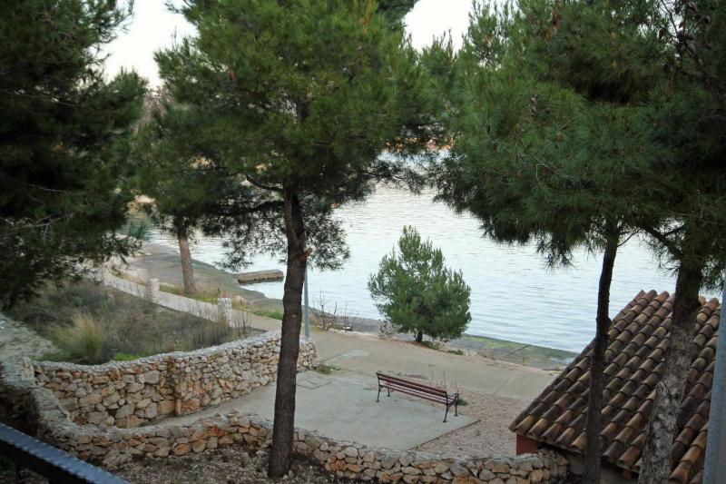 Two-Bedroom Apartment with Terrace and Sea View image 3