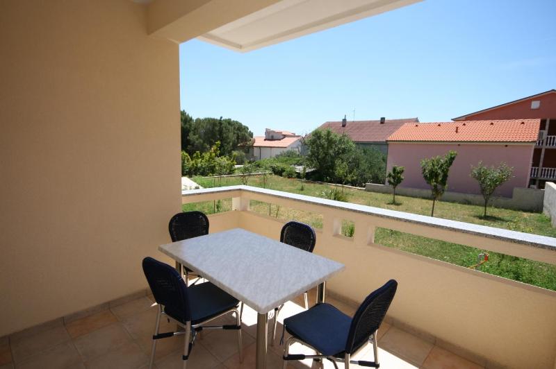 Apartments with parking space Novalja Pag - 3294 - image 11