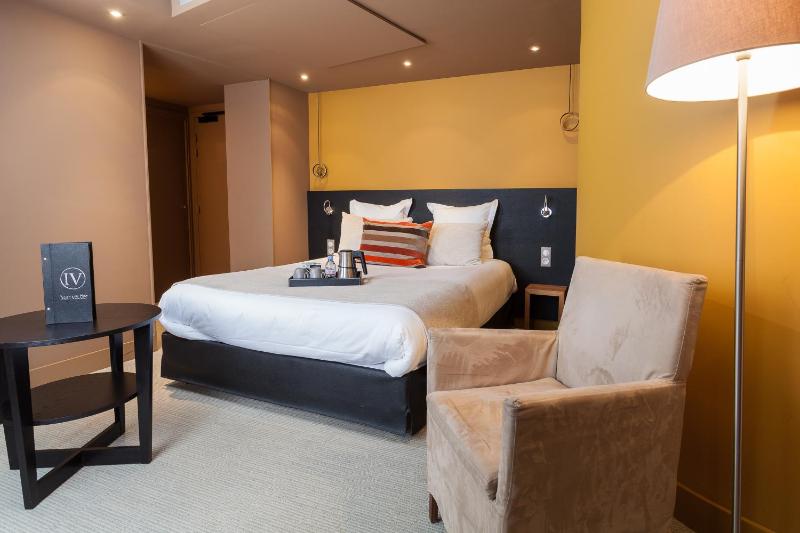 Superior Double Room image 2