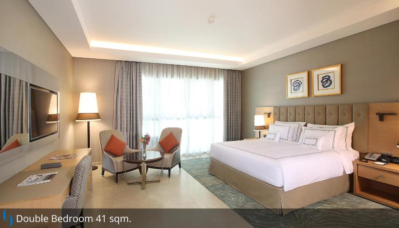 Superior Room - Complimentary Luxury Transfers to Jumeirah Beach and Mall of Emirates image 1