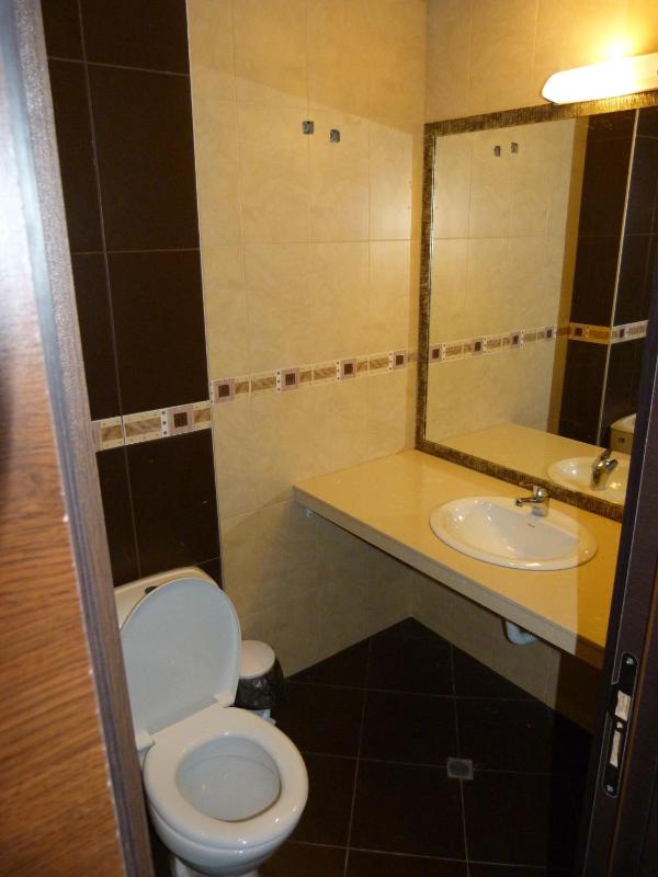 Apartment with Balcony and Sea View image 1