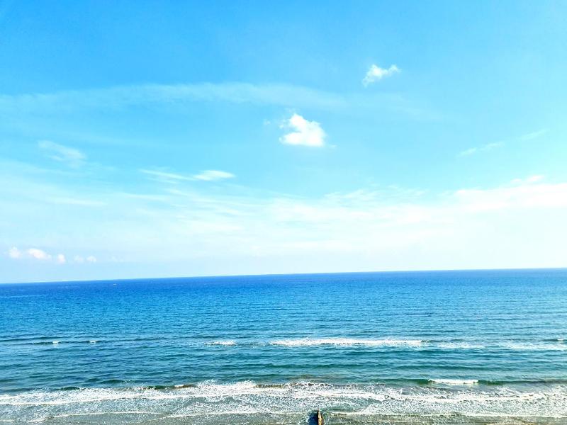 Deluxe Double Room with Sea View image 4