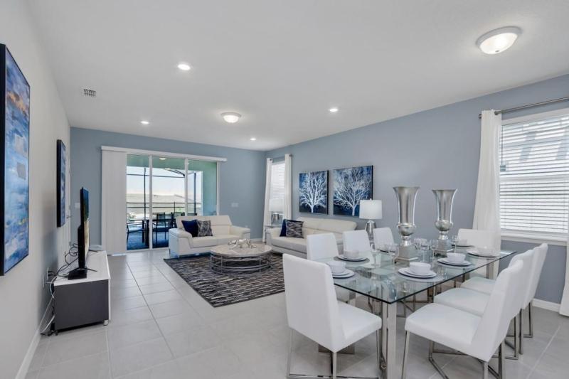 Brand New 6 Bed Windsor Island Resort Near Disney! villa - image 41