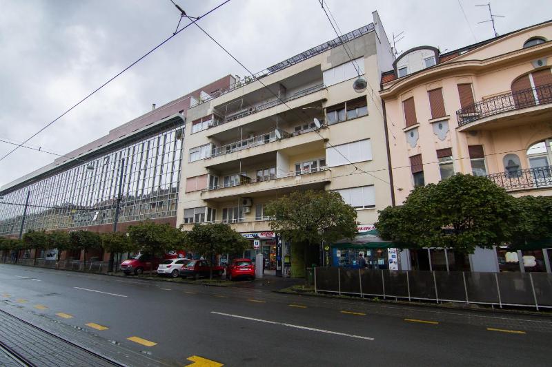 Two-Bedroom Apartment image 4