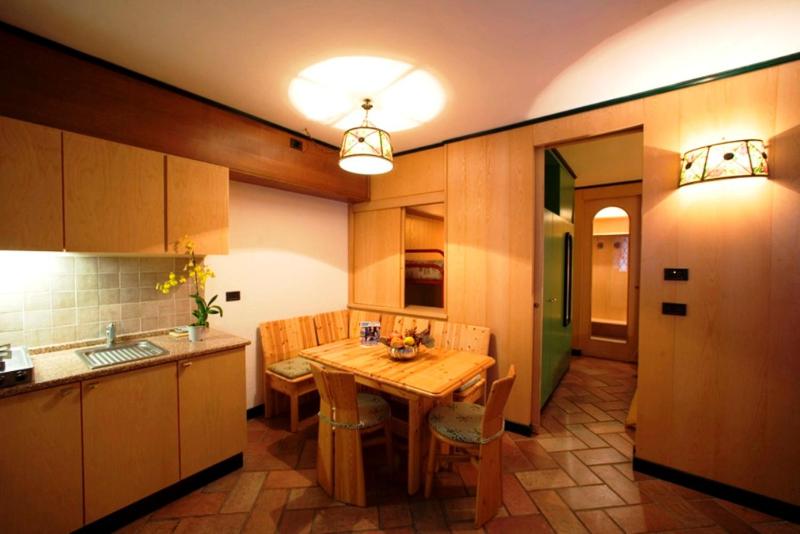 One-Bedroom Apartment (4 Adults) image 2