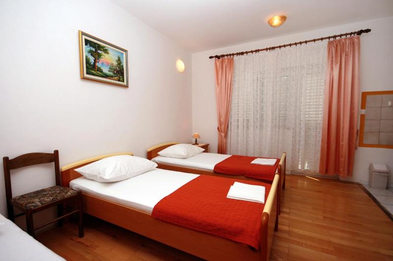 Studio with Balcony and Sea View image 1