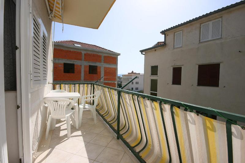 Studio with Balcony and Sea View image 4