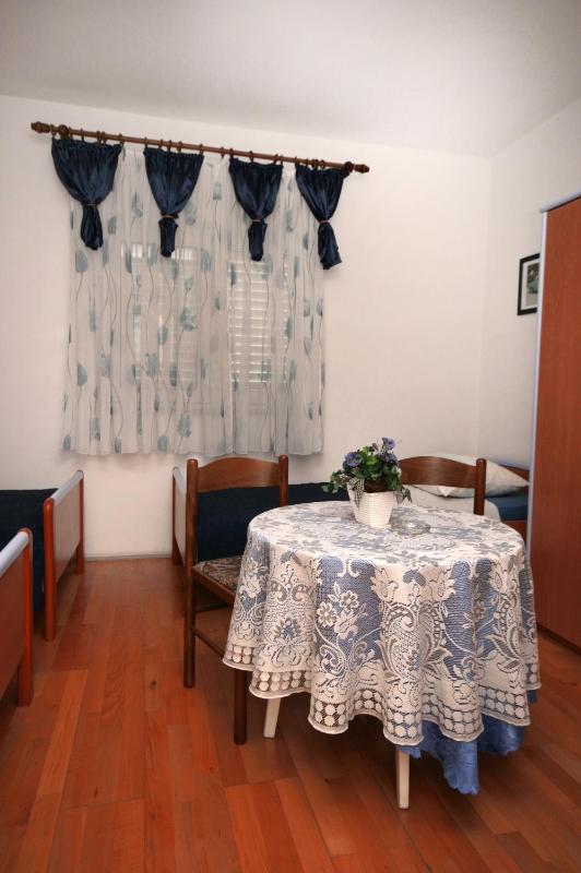 Studio with Balcony and Sea View image 4