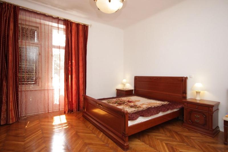 Apartments with a parking space Opatija - 3436 - image 3