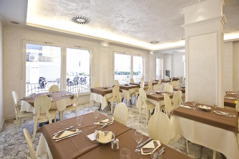 Hotel Aurora - image 31