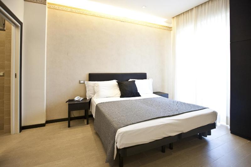 Hotel Aurora - image 17
