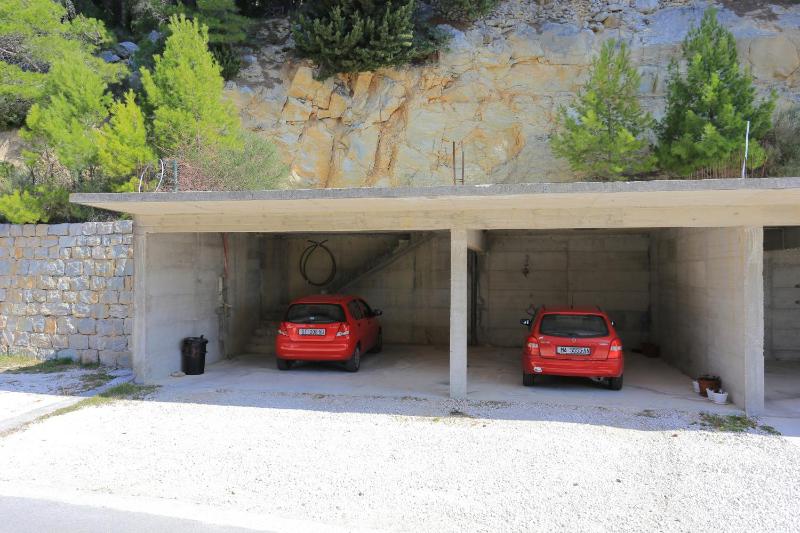 Apartments by the sea Brela Makarska - 2718 - image 34