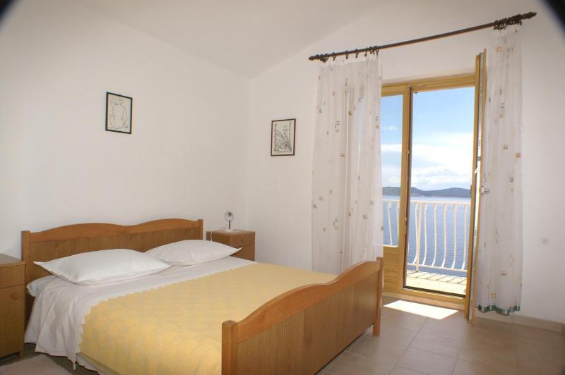 One-Bedroom Apartment with Balcony and Sea View image 1