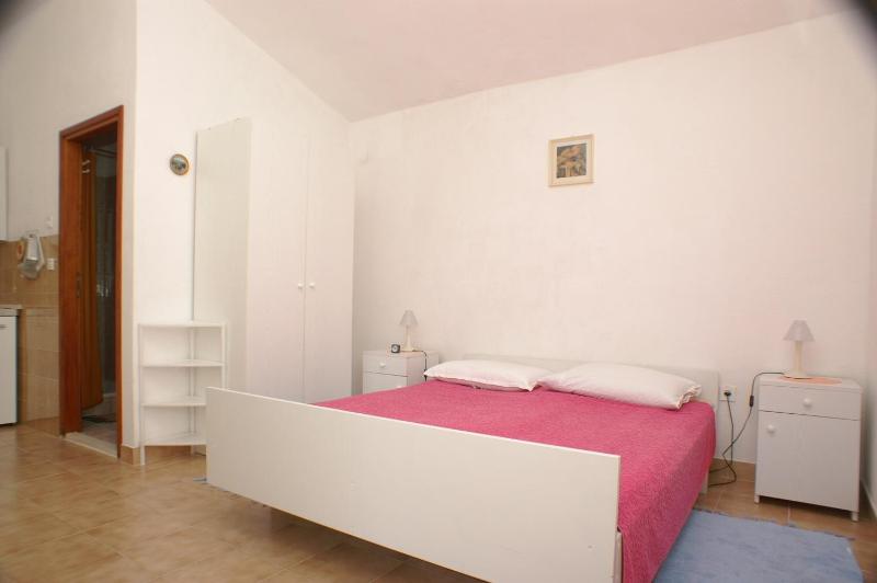 Studio with Terrace and Sea View image 1