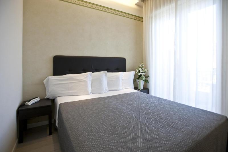 Triple Room image 4