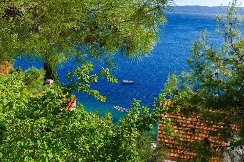 Two-Bedroom Apartment with Terrace and Sea View image 3
