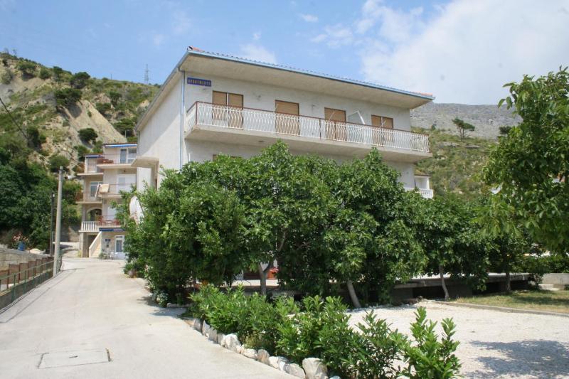 Apartments by the sea Duce, Omis - 2731 Images