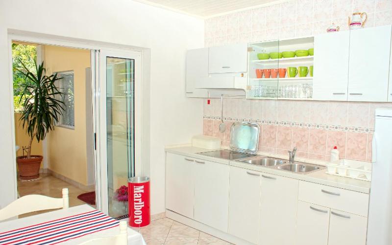 Apartments and rooms by the sea Zivogosce - Porat Makarska - 2733 - image 29