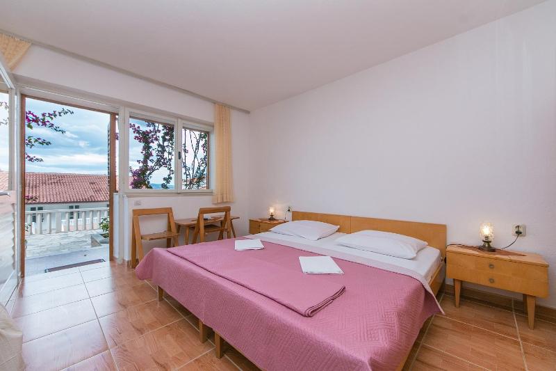 Studio with Terrace and Sea View image 1