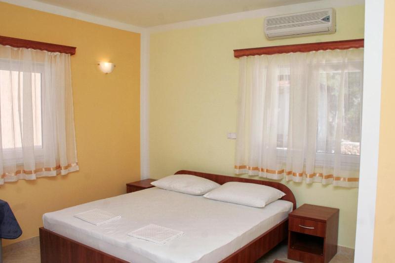 Double Room with Sea View image 1